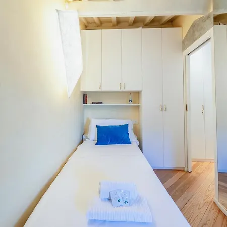 Esclusiva Nella Torre Del Castello Di Tignano Tra Lusso, Storia E Natura Nel Cuore Del Chianti Vila